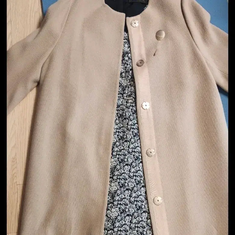[SOLD OUT] 모조에스핀 베이지 코트 + 원피스