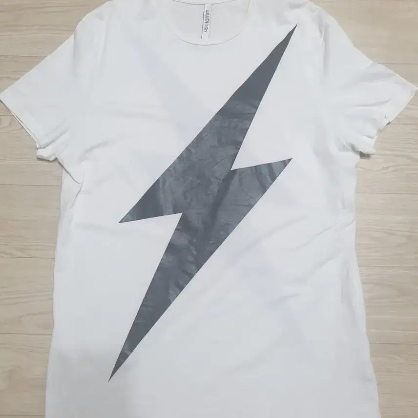 [BUNJANG] Neil Barrett Lightning Print T-shirt White / 닐바렛 번개 프린팅 반팔 티셔츠 화이트