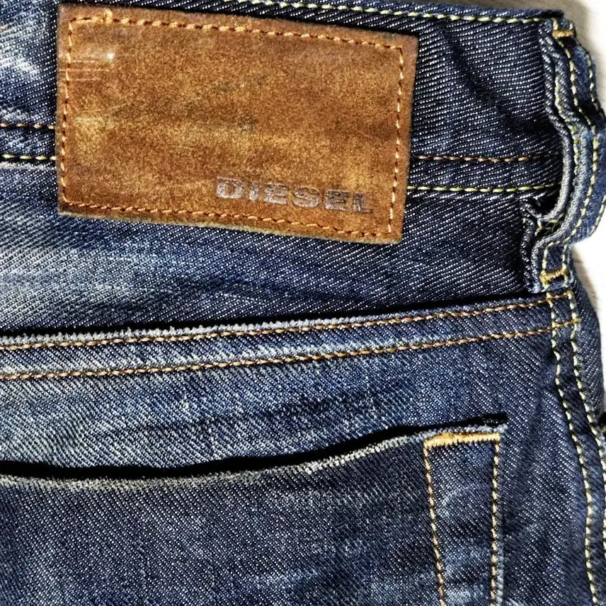 [SOLD OUT] 디젤 워싱진 데님