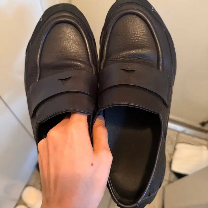 [SOLD OUT] 로아 하이킹 로퍼 43사이즈