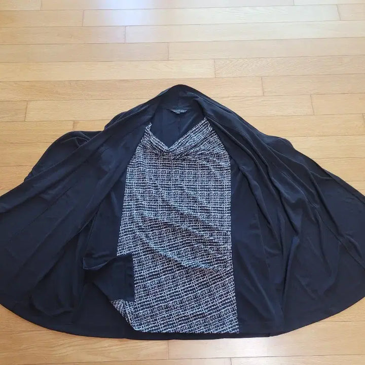 [BUNJANG] 루치아노최 여성 간절기 가디건(앞면 탑 포함) / 루치아노최 여성 간절기 가디건(앞면 탑 포함)