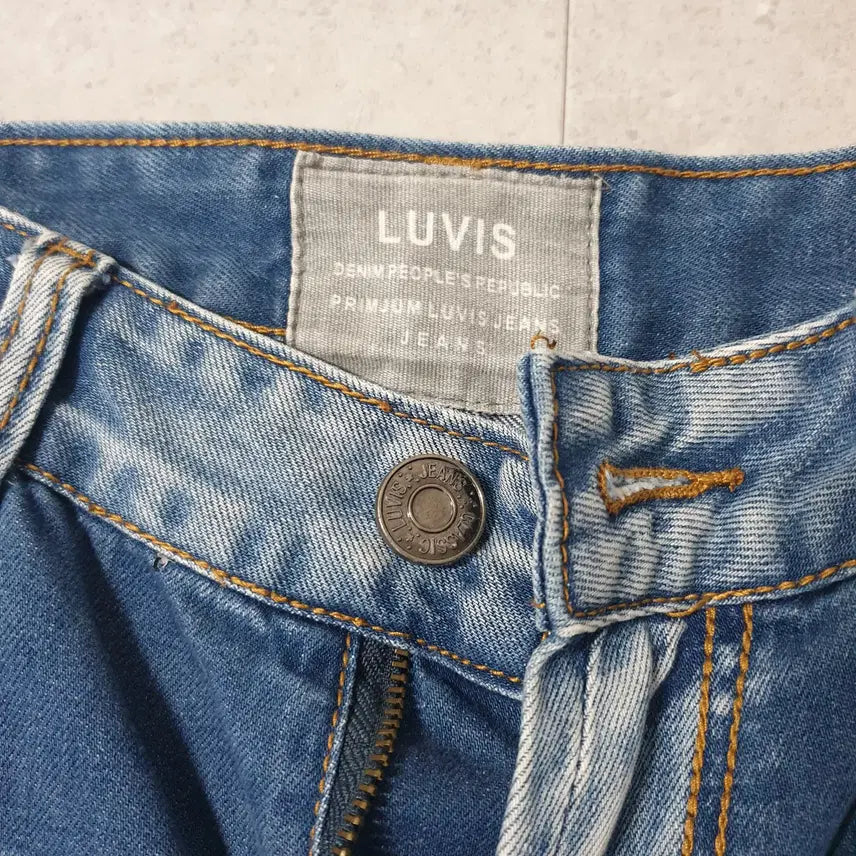 [BUNJANG] LUVIS 30 Ripped Jeans / 공용 바지 LUVIS 30 청바지 찢 스타일리쉬  남성 여성 청바지