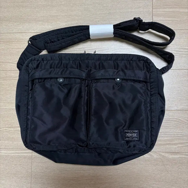 [BUNJANG] 요시다포터 porter 탱커 숄더백 블랙 라지 L / 요시다포터 porter 탱커 숄더백 블랙 라지 L