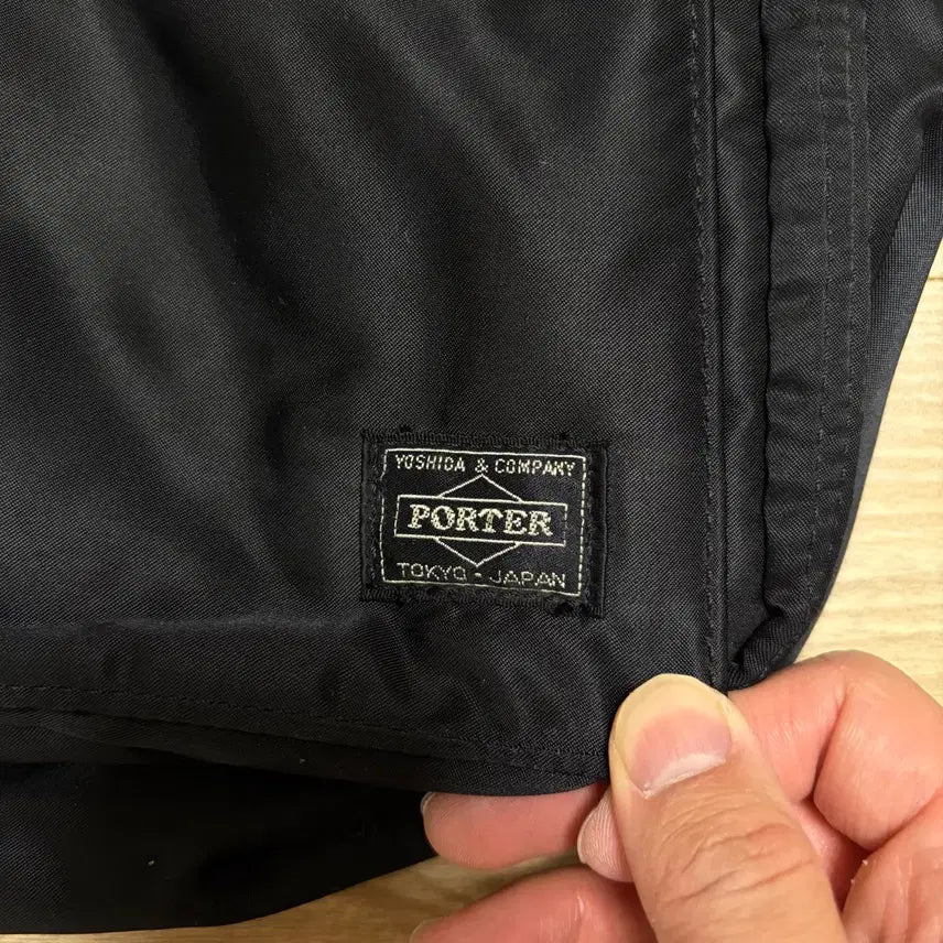 [BUNJANG] 요시다포터 porter 탱커 숄더백 블랙 라지 L / 요시다포터 porter 탱커 숄더백 블랙 라지 L