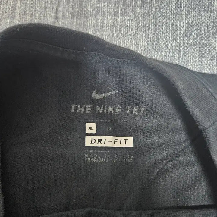 [SOLD OUT] 나이키 드라이핏 반팔티셔츠