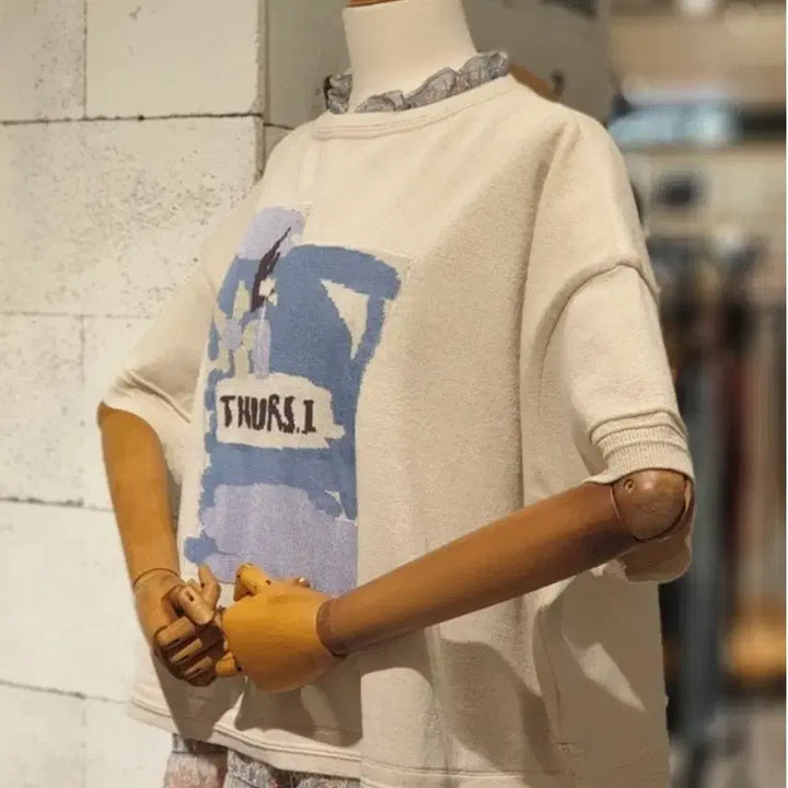 [BUNJANG] 새옷 S 플러워 페인트 인타샤 니트 오버핏 반팔티 써스데이아일랜드 / 새옷 S 플러워 페인트 인타샤 니트 오버핏 반팔티 써스데이아일랜드