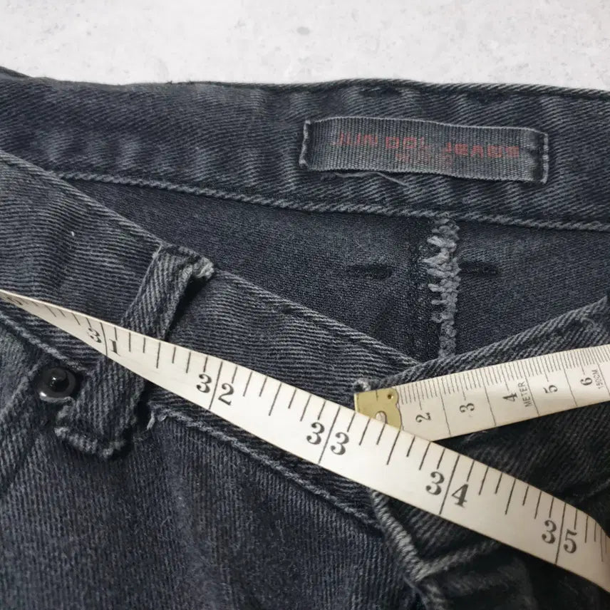[BUNJANG] 공용 바지 30 JUN DOL JEANS 청바지 블랙 (얼룩) / 공용 바지 30 JUN DOL JEANS 청바지 블랙 (얼룩)
