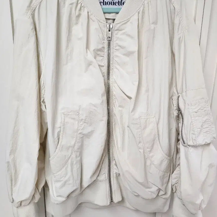 [SOLD OUT] 럭키슈에뜨 아이보리 점퍼