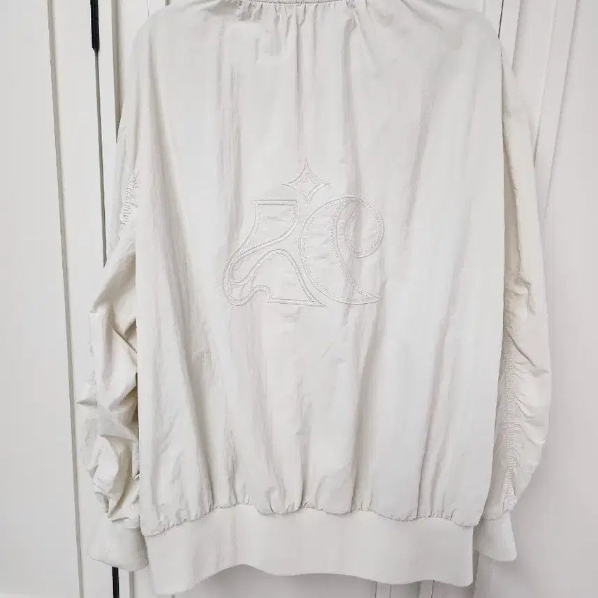 [SOLD OUT] 럭키슈에뜨 아이보리 점퍼