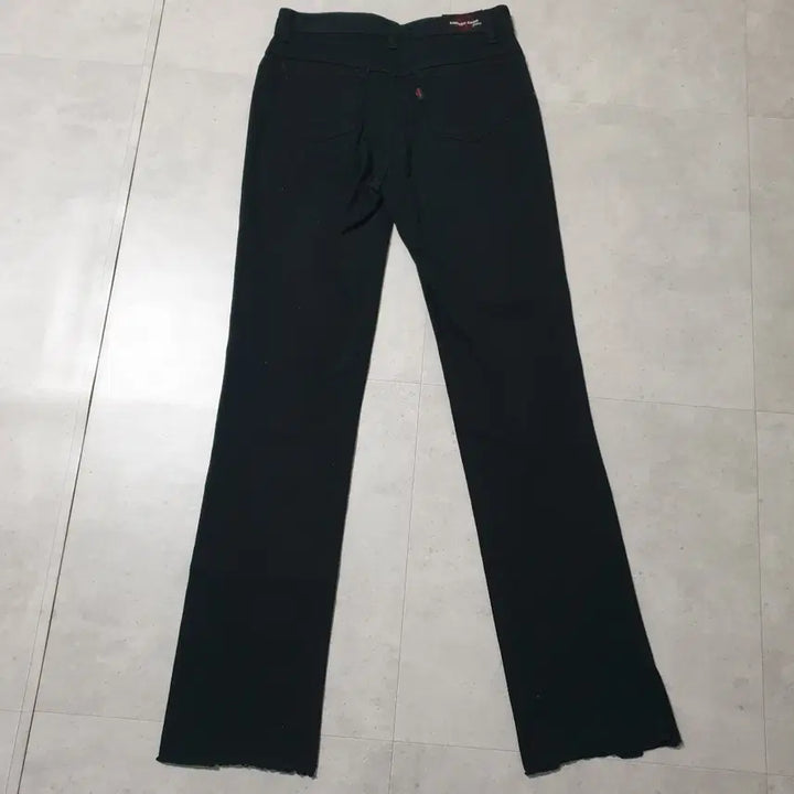 [BUNJANG] 여성 바지 27 KAMESO VASIC JEANS (밑단 확인) 청바지 / 여성 바지 27 KAMESO VASIC JEANS (밑단 확인) 청바지