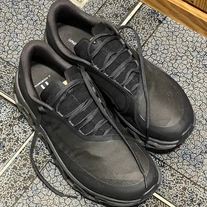 [SOLD OUT] 온러닝 파프 온파프 쏜브라운 285