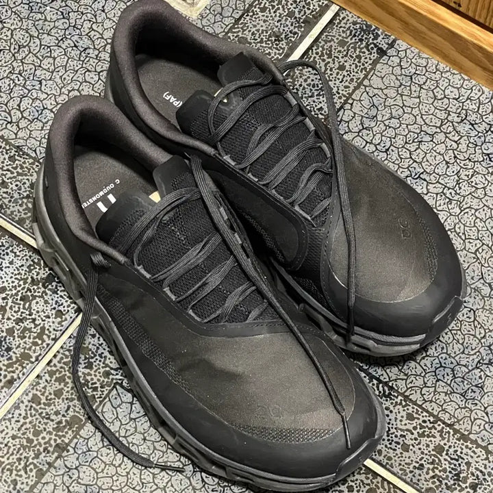 [SOLD OUT] 온러닝 파프 온파프 쏜브라운 285