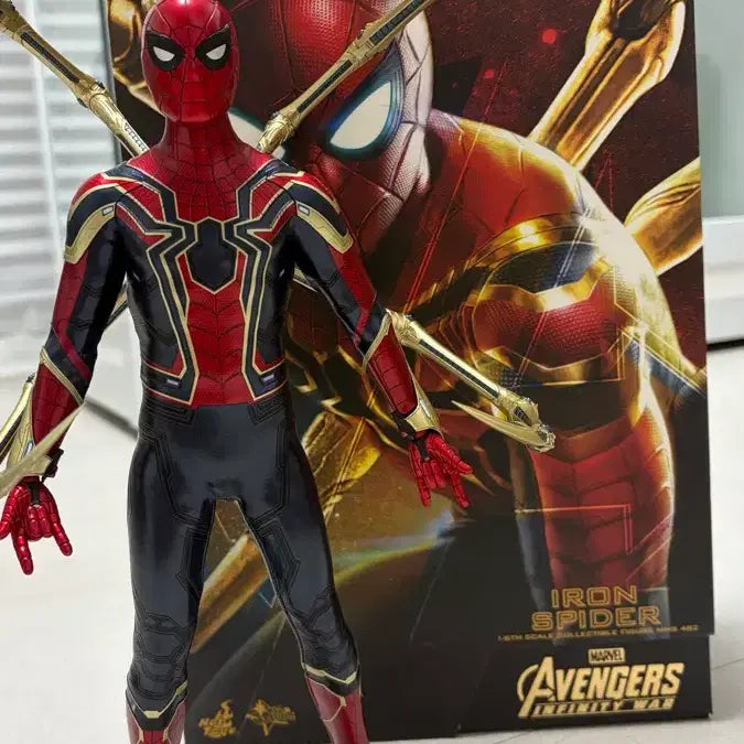 [SOLD OUT] 핫토이 아이언스파이더맨