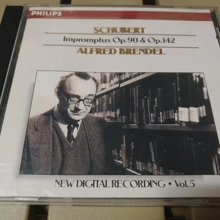 [BUNJANG] 슈베르트의 즉흥곡 Op.90과 Op.142를 알프레드 브렌델의 피아노 / 슈베르트의 즉흥곡 Op.90과 Op.142를 알프레드 브렌델의 피아노