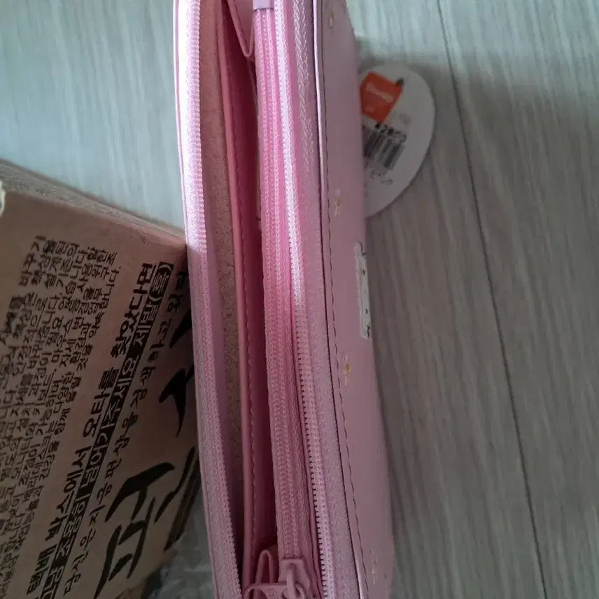 [SOLD OUT] [새상품] 헬로키티 핑크색 장지갑 + 카드지갑
