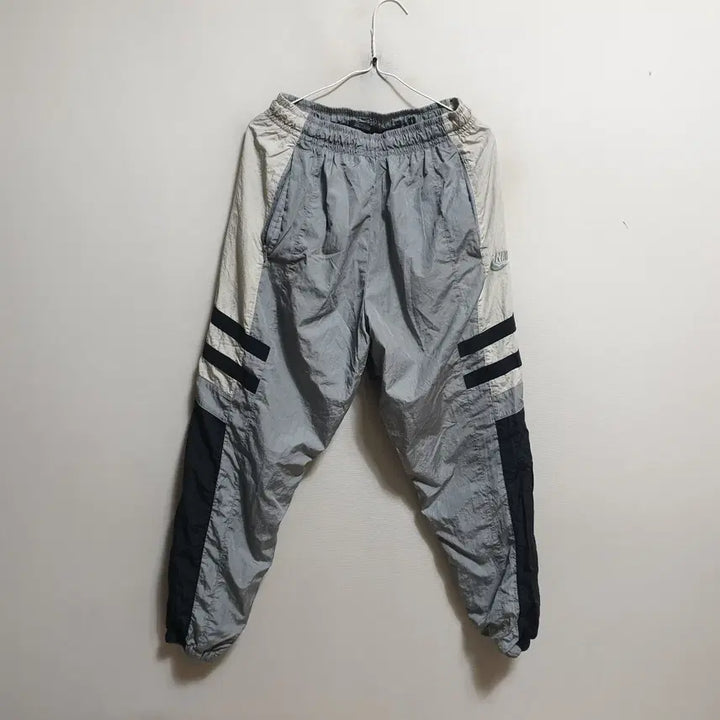 [SOLD OUT] 나이키조거트레이닝바지/바람막이/31