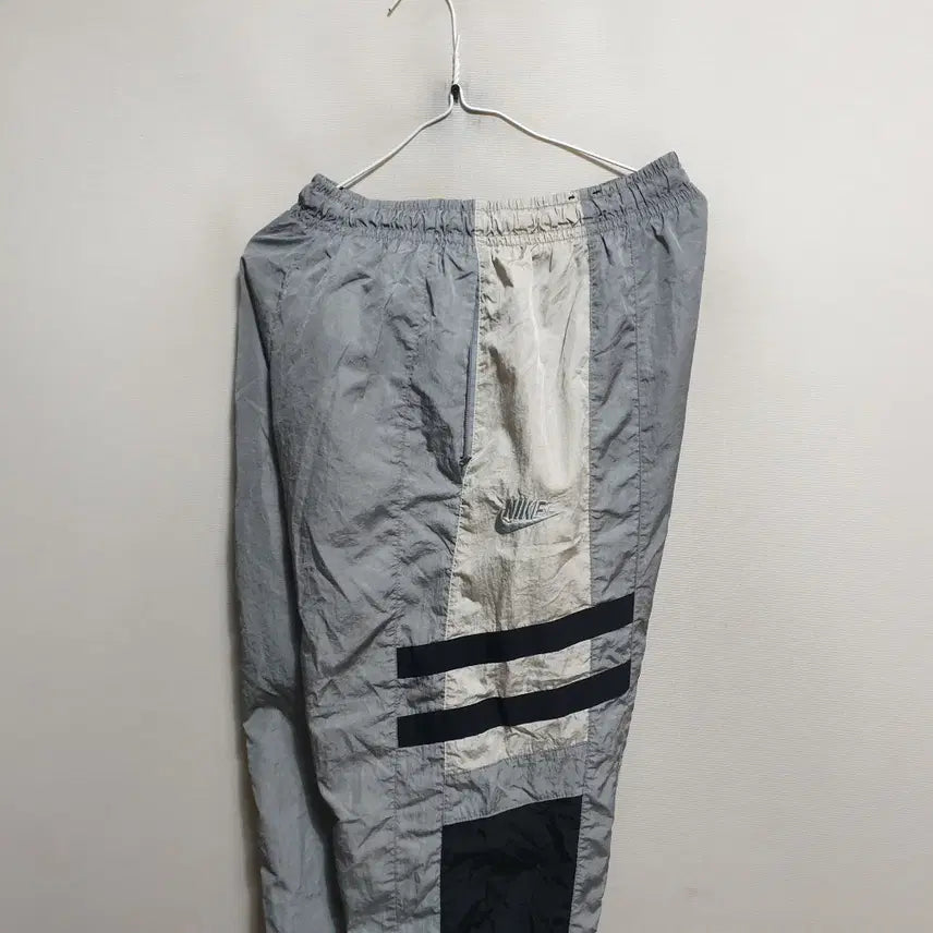 [SOLD OUT] 나이키조거트레이닝바지/바람막이/31