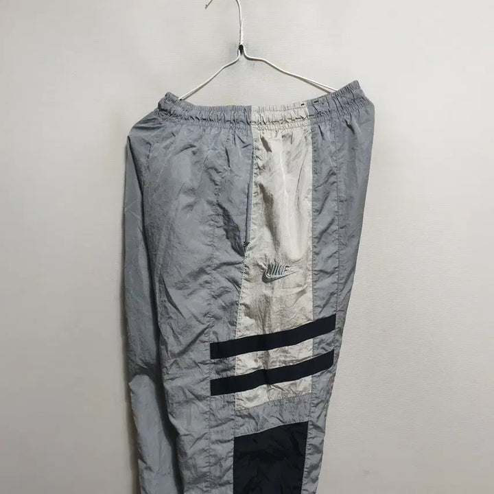 [SOLD OUT] 나이키조거트레이닝바지/바람막이/31