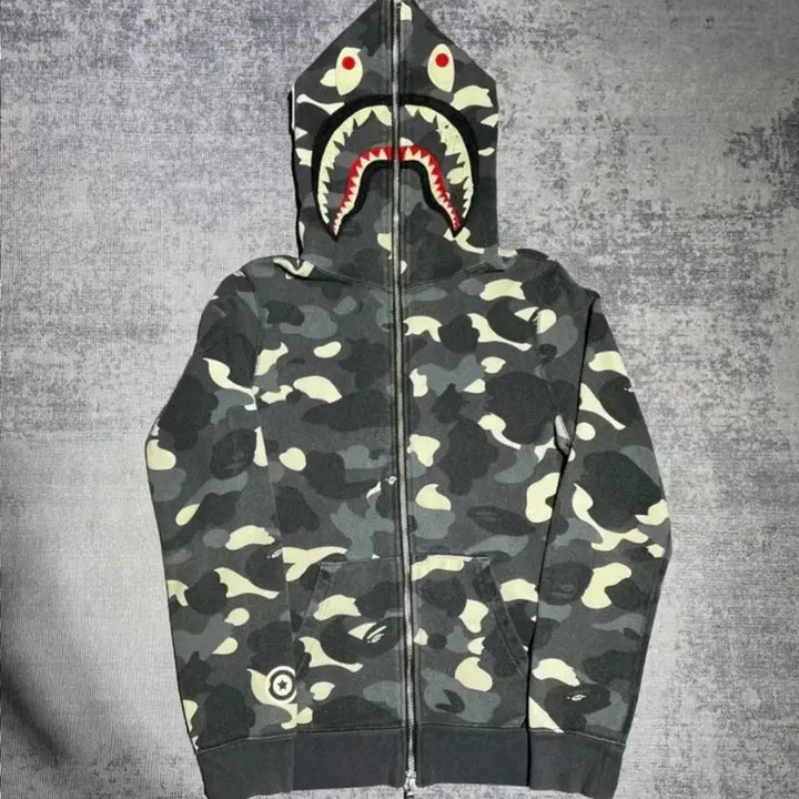 [BUNJANG] BAPE City Camo Luminous Black Shark Hoodie / 베이프 시티카모 야광 블랙 샤크후드