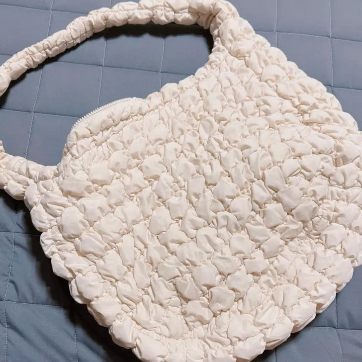 [BUNJANG] COS Oversized Cloud Bag / 코스 구름백 오버사이즈 팝니다~!!!