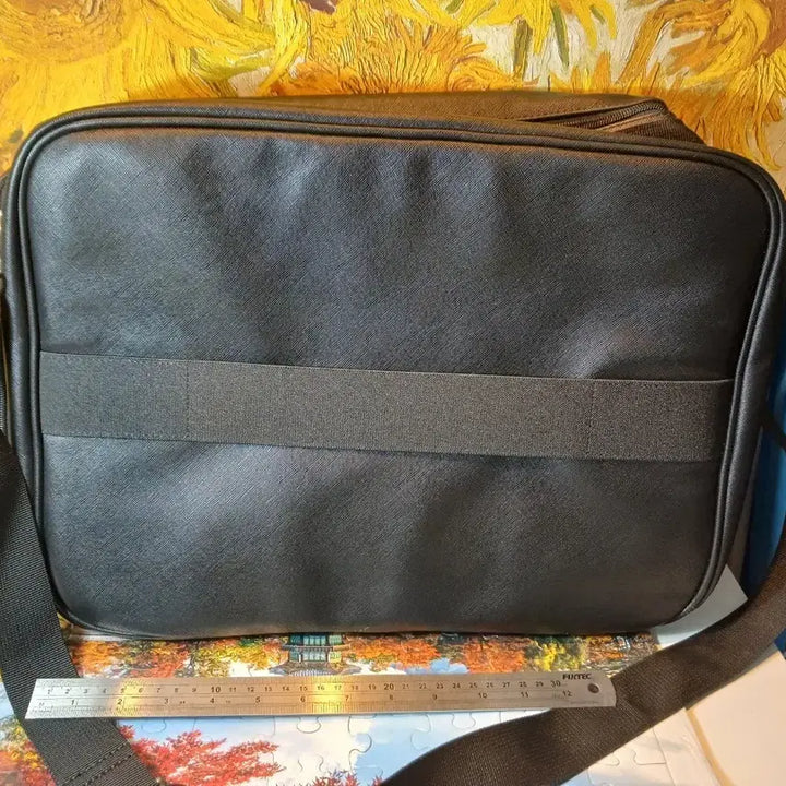 [BUNJANG] Black Square Crossbody Bag / 블랙 사각 크로스백 서류 가방