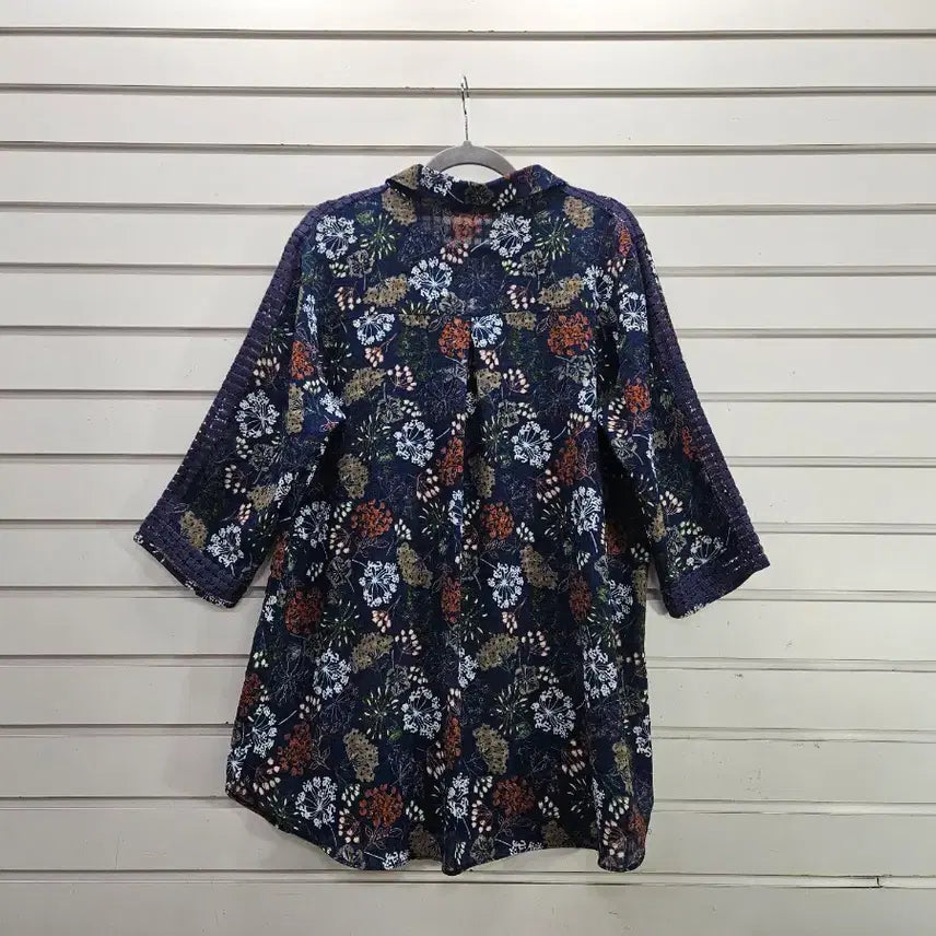 [BUNJANG] Floral Three-Quarter Sleeve Blouse / 플라워 칠부소매 부인복 블라우스 88/보물찾기천사