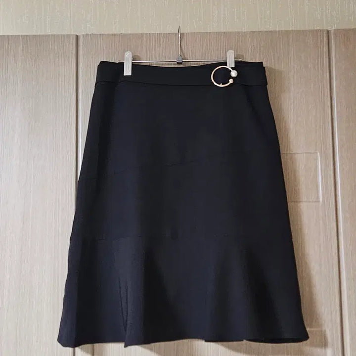 [BUNJANG] Morris Coming Home Black Flare Skirt / 모리스커밍홈. 블랙 플레어스커트 66