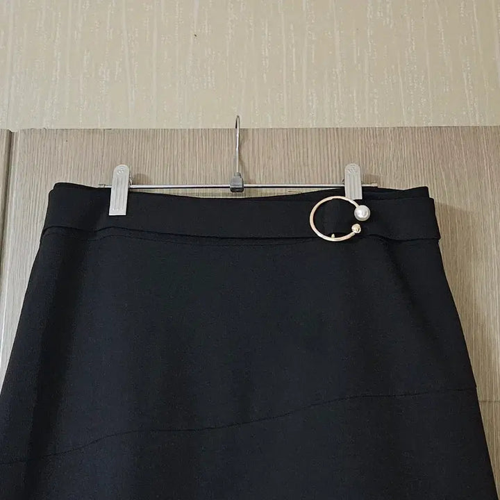[BUNJANG] Morris Coming Home Black Flare Skirt / 모리스커밍홈. 블랙 플레어스커트 66