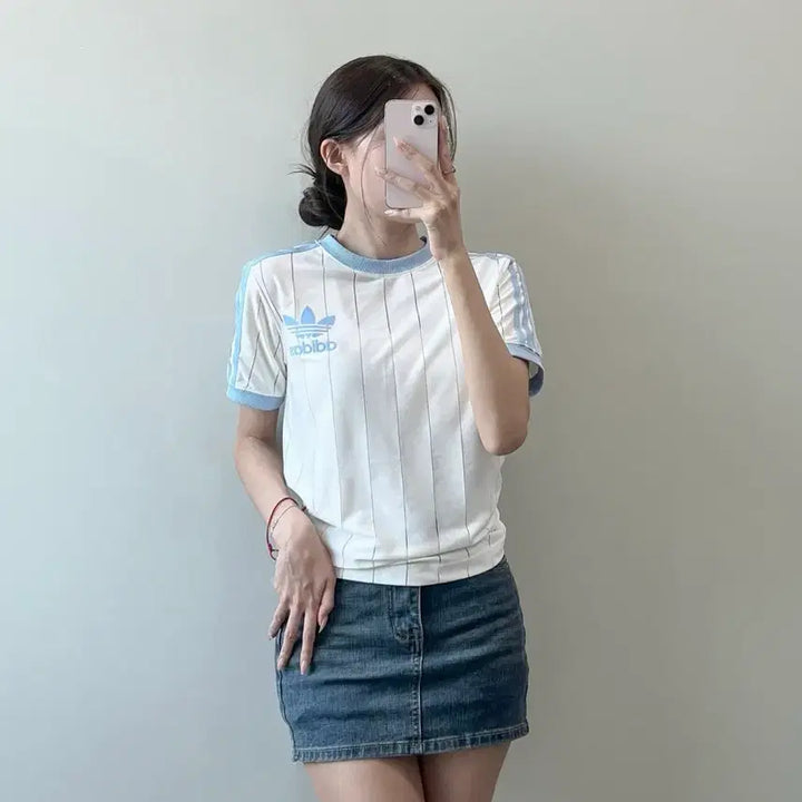 [BUNJANG] Adidas Light Blue Short Sleeve T-shirt / 아디다스 반팔티