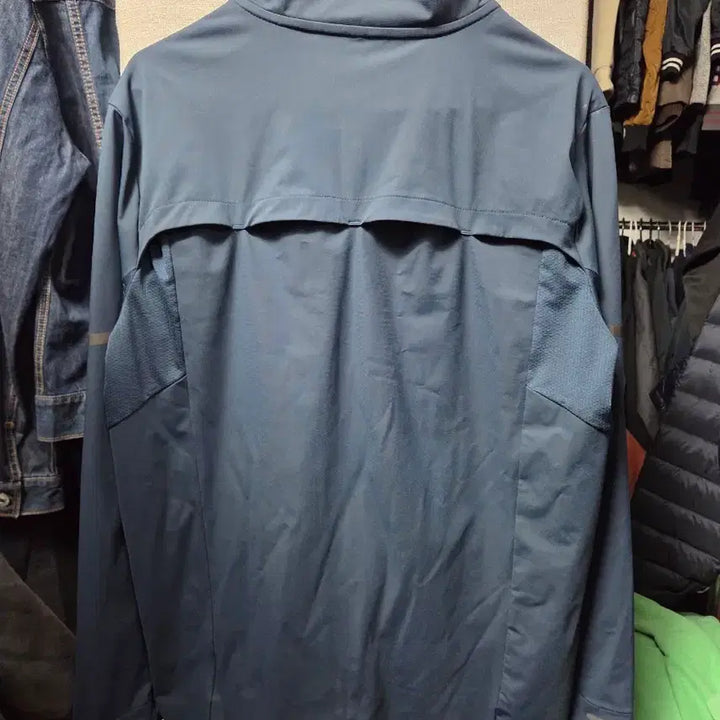 [BUNJANG] New Balance Navy Windbreaker Jacket / 뉴발란스 네이비 바람막이 자켓