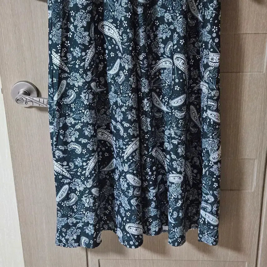 [BUNJANG] Paisley Long Sleeve Maxi Dress 66 / 페이즐리 롱 원피스 긴팔 66