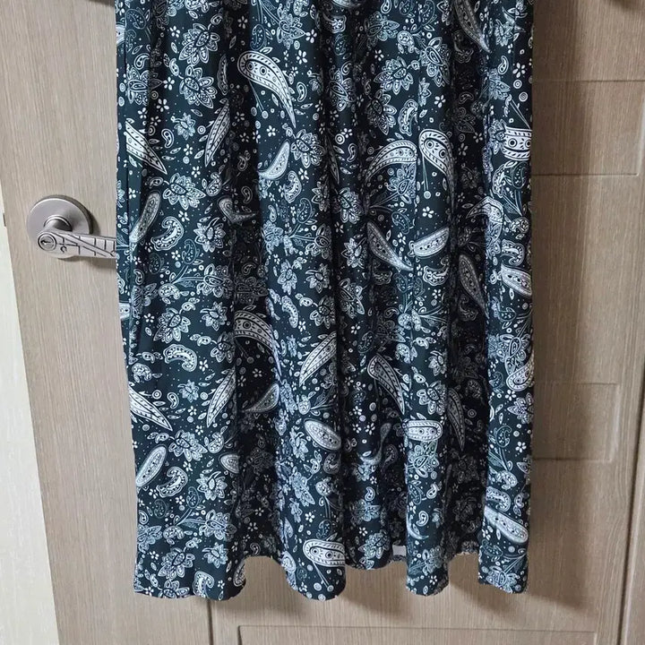 [BUNJANG] Paisley Long Sleeve Maxi Dress 66 / 페이즐리 롱 원피스 긴팔 66