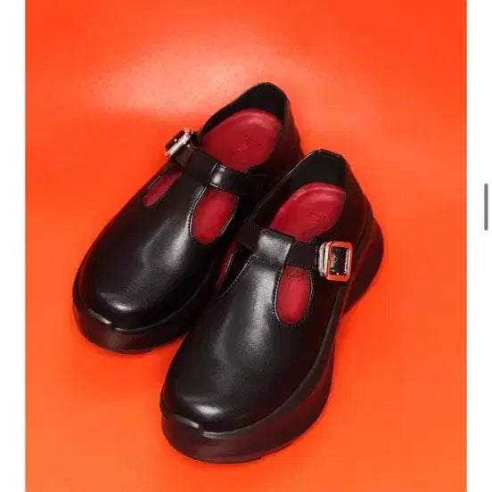 [SOLD OUT] 야세 카우하이드 플랫폼 메리제인 T 240