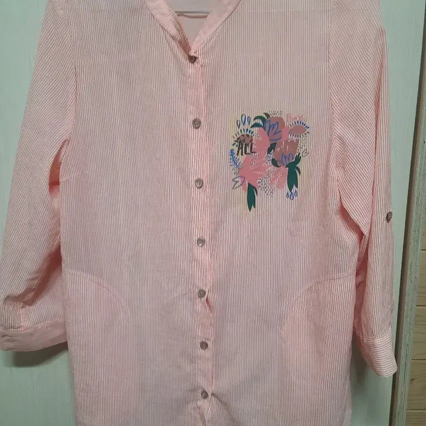 [BUNJANG] All For You Pink Striped Flower Blouse / 올포유 핑크 스트라이프 플라워 블라우스:까실하고가뻡고이뻐서어머니추천