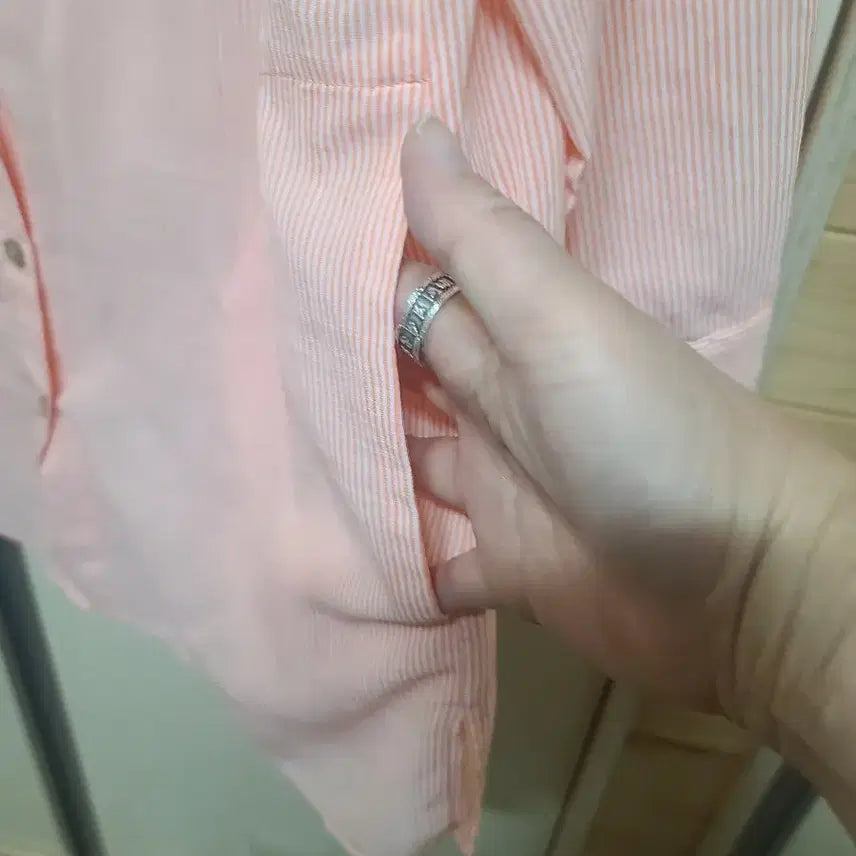 [BUNJANG] All For You Pink Striped Flower Blouse / 올포유 핑크 스트라이프 플라워 블라우스:까실하고가뻡고이뻐서어머니추천