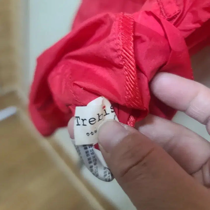 [BUNJANG] Travis Red Windbreaker Hooded Jacket / 트레비스빨간색 바람막이 후드 자켓