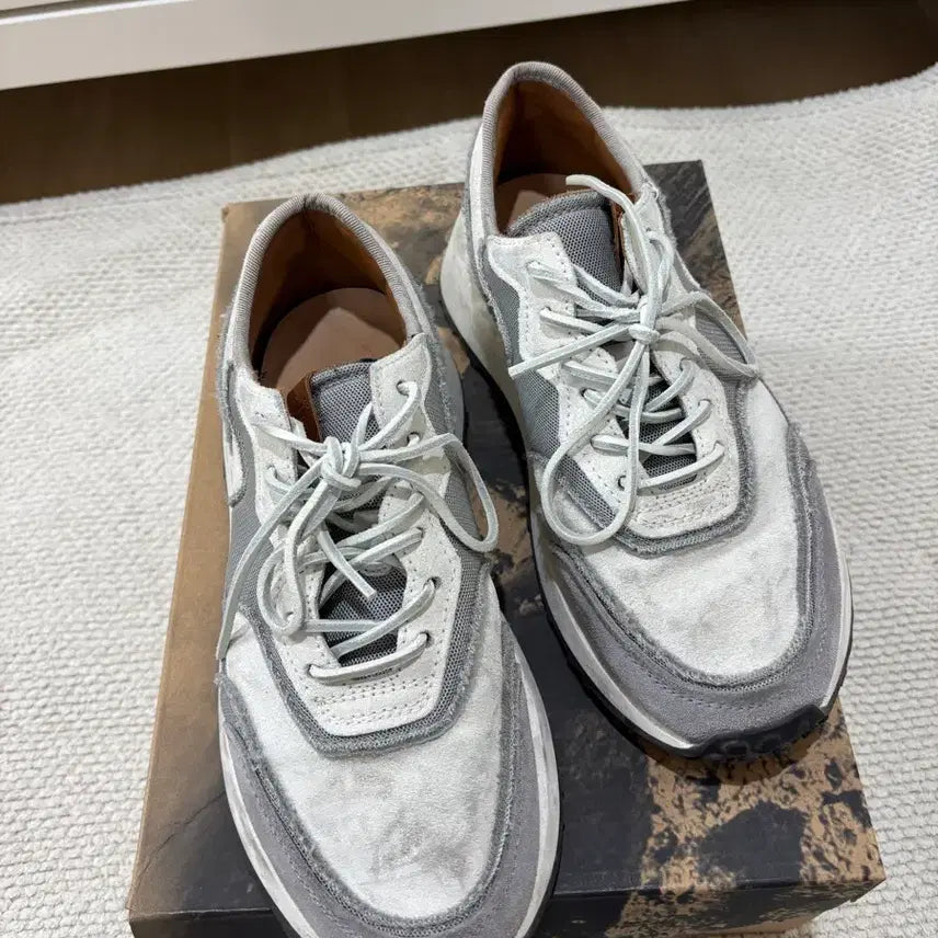 [SOLD OUT] 부테로 벤투라 송아지 가죽(39) 스니커즈