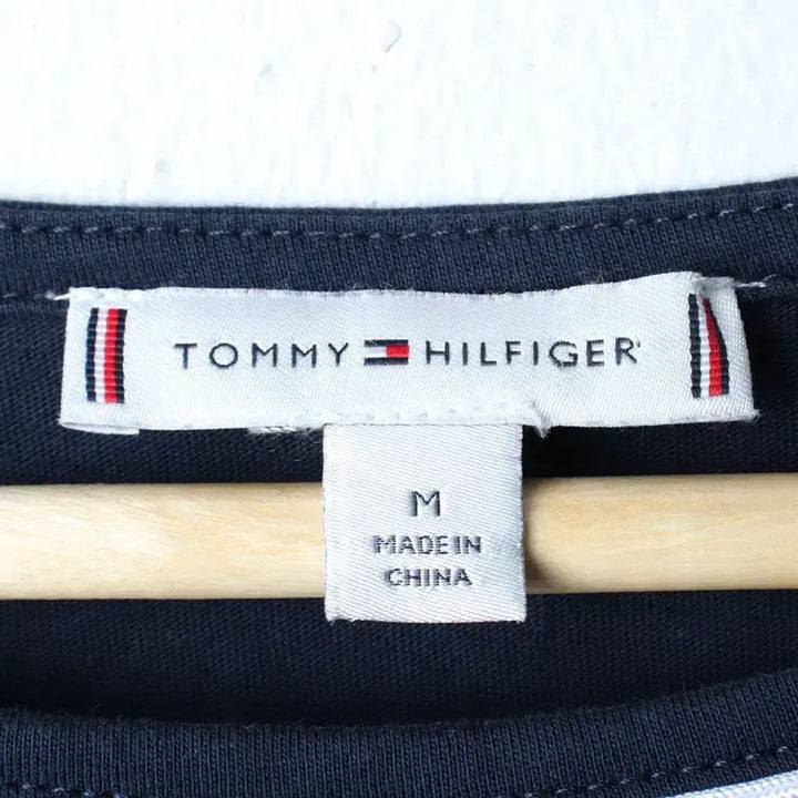 [BUNJANG] Tommy Hilfiger Sleeveless T-shirt Navy / W(M-L) 타미힐피거 반팔 티셔츠 부분이염 민소매 네이비-185FB