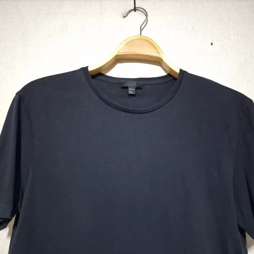 [BUNJANG] COS Black Short Sleeve T-shirt (M) / COS 블랙 반팔 티셔츠( M)