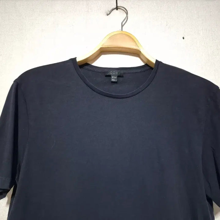 [BUNJANG] COS Black Short Sleeve T-shirt (M) / COS 블랙 반팔 티셔츠( M)