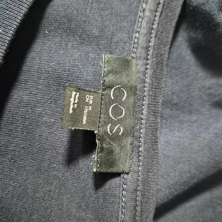 [BUNJANG] COS Black Short Sleeve T-shirt (M) / COS 블랙 반팔 티셔츠( M)