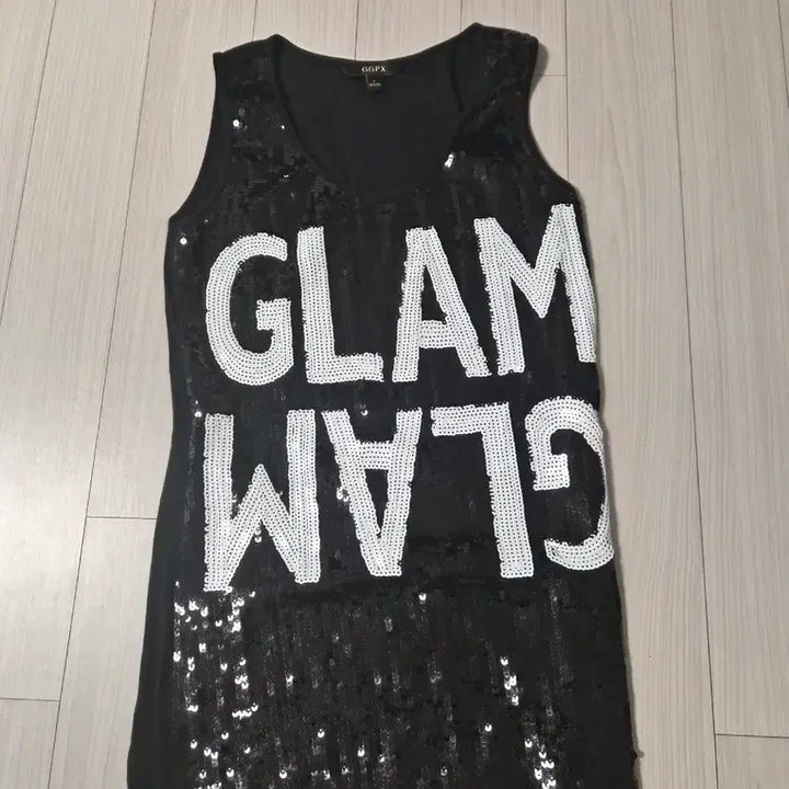 [BUNJANG] GGPX Genuine Sequin Lettering Long Sleeveless T-Shirt / [GGPX] 정품 글램 시퀸 레터링 롱 민소매 티셔츠