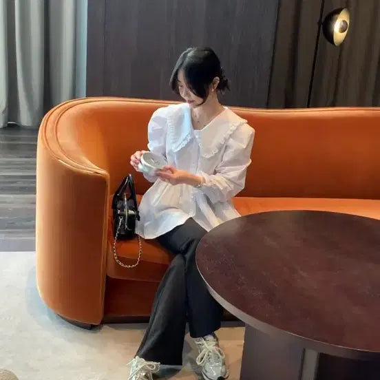 [BUNJANG] Bysinni Pearl Collar Blouse / 바이씨니 제작 콩진주카라블라