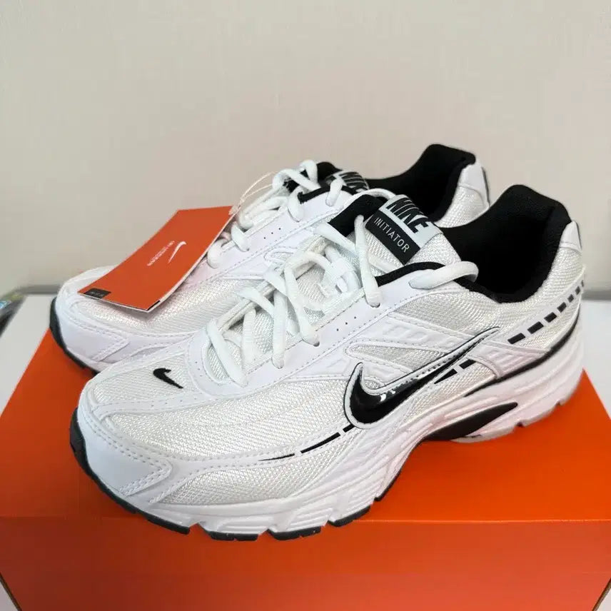 [BUNJANG] Nike Initiator 245 New / 나이키 이니시에이터 245 새상품