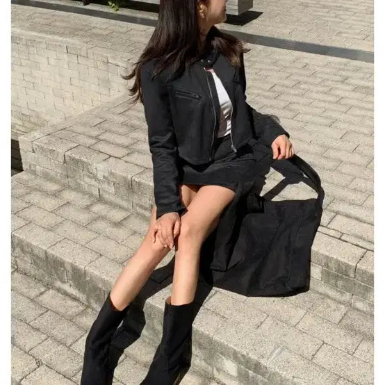 [BUNJANG] Ddeotdageunyeo Suede Set-up Crop Jacket Mini Skirt (Black) / 떳다그녀 세트업 (블랙) 새상품
