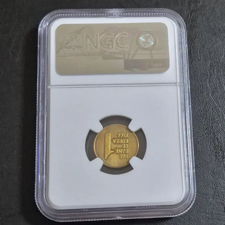 [BUNJANG] 1966 One Won Coin UNC Grade / 초판 1966년 1주화 UNC 등급