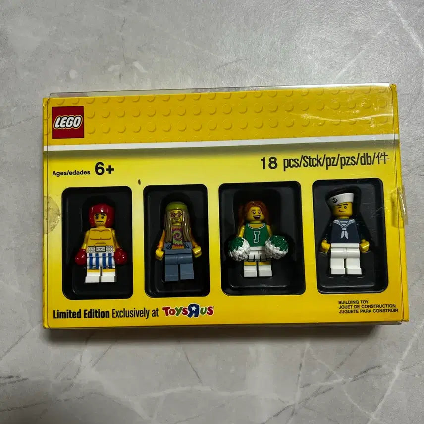 [SOLD OUT] 레고 토이저러스 한정판 피규어 세트 판매합니다