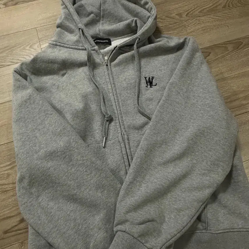 [BUNJANG] Wooalong Grey Hooded Zip-Up / 우알롱 후드집업 그레이