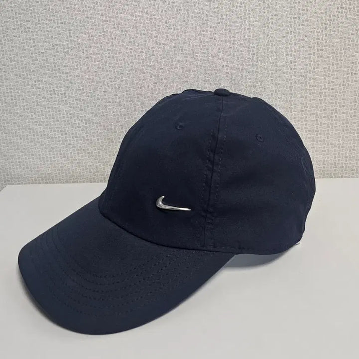 [SOLD OUT] 나이키 볼캡 네이비 스우시 모자
