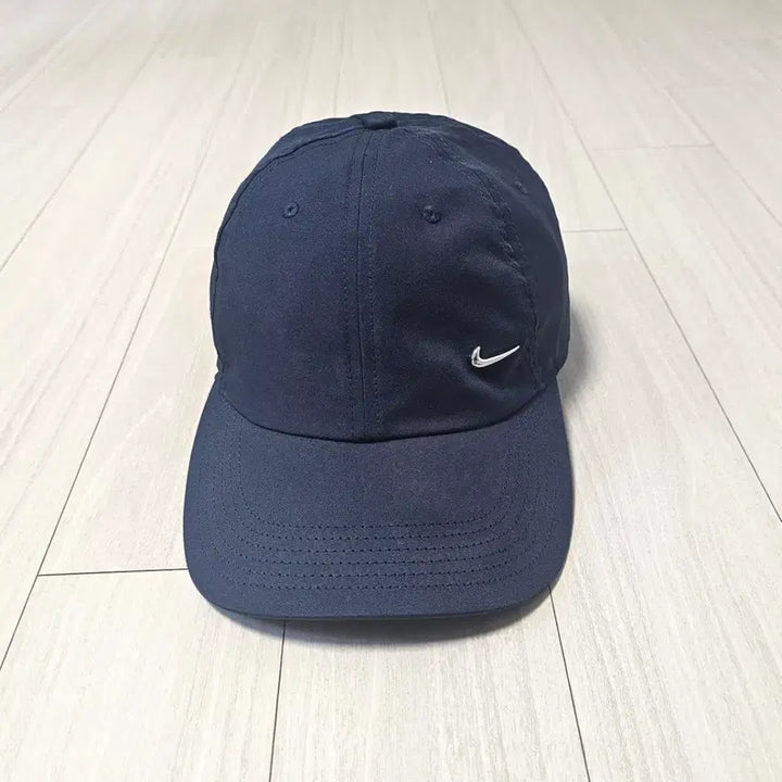 [SOLD OUT] 나이키 볼캡 네이비 스우시 모자